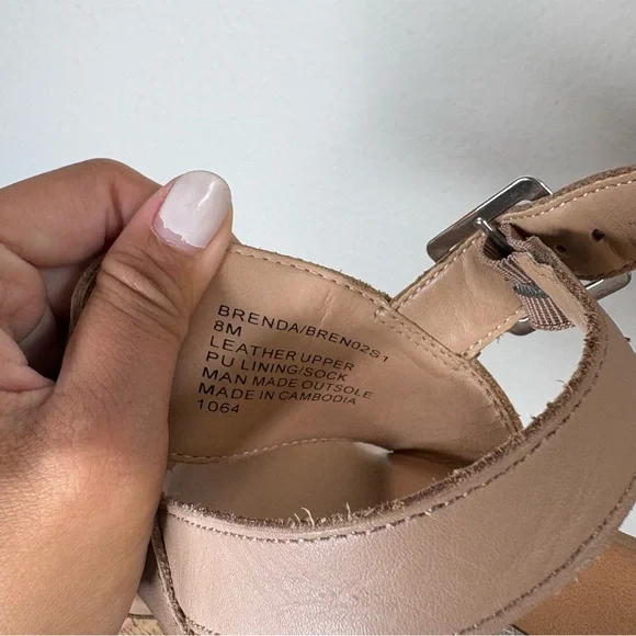 Steve Madden Brenda Tan Sandals - Picture 10 of 10